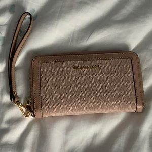 Michael Kors Wallet- Brand new!